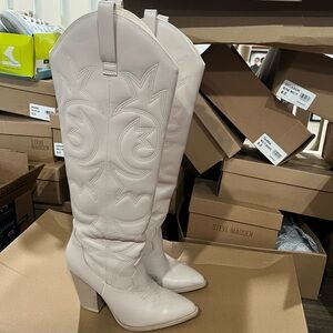 Steve Madden Cream Western Boots